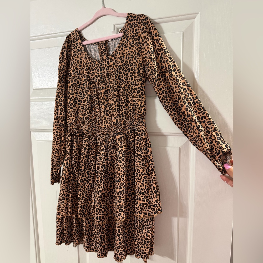 Tahari Leopard-Print Long Sleeve Tiered Dress - Brown & Black